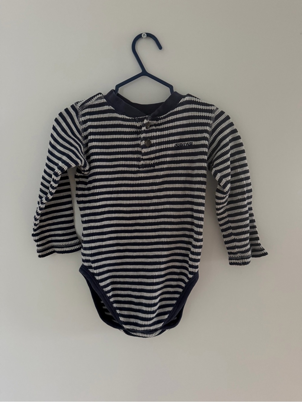 Y2K OshKosh B'gosh Navy & White Striped Long-Sleeve One-Piece Bodysuit 24M